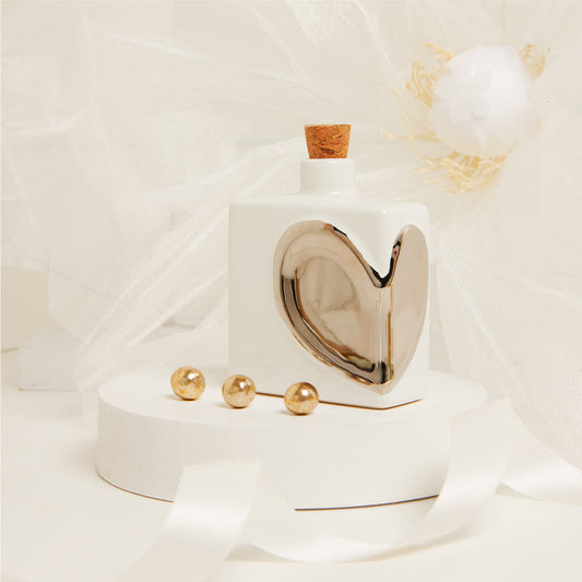 OLIERA CUORE SILVER
9X4X10.6 CM CAPACITA’ 200ML