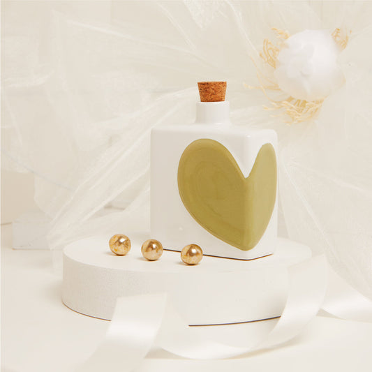 OLIERA CUORE VERDE
9X4X10.6 CM CAPACITA’ 200ML