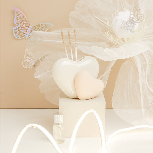 DIFFUSORE DOPPIO CUORE BIANCO E TORTORA
11X5.5X9 CM