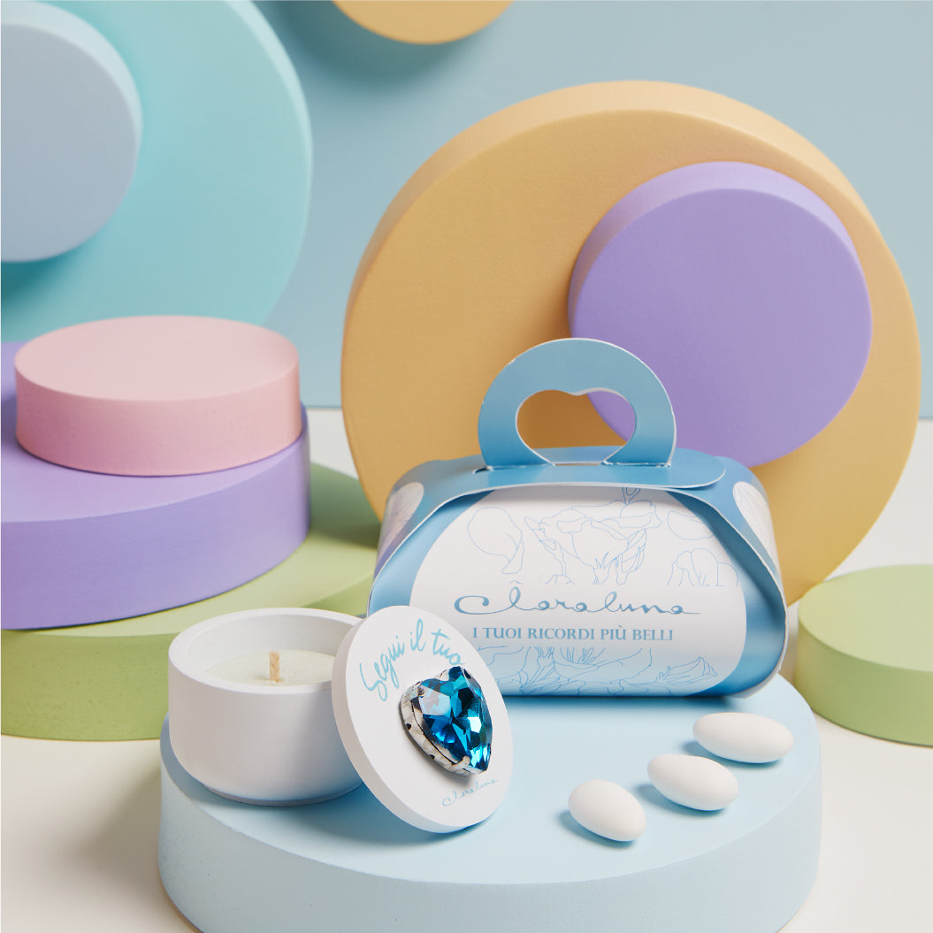 SCATOLINA AZZURRA CUORE AZZURRO CON CANDELA
Ø 6X4 CM