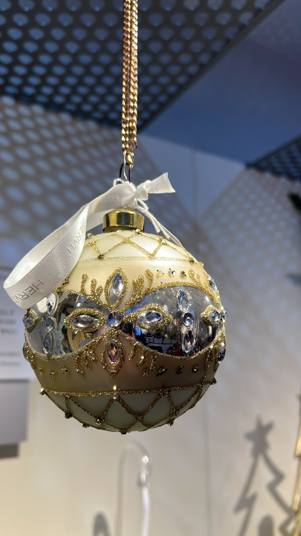 Sfera oro decoro albero