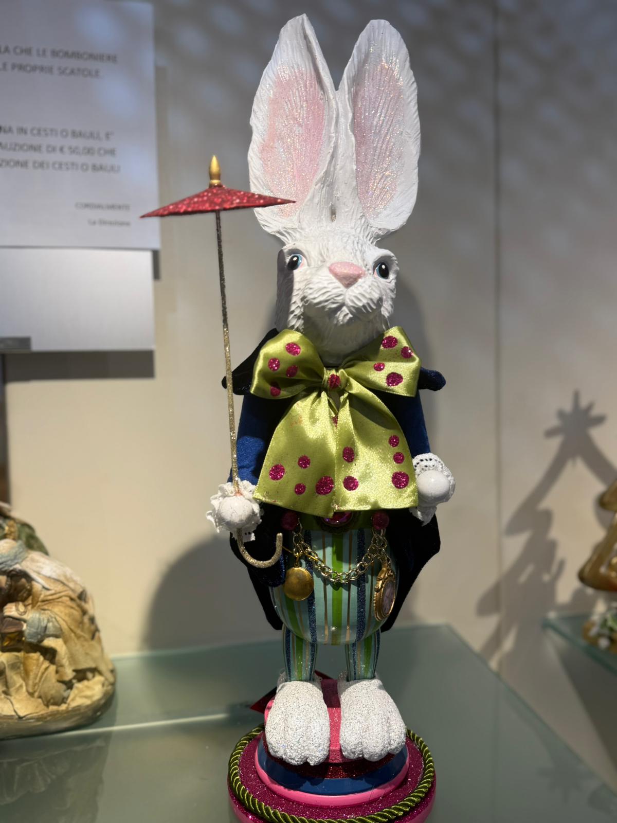 Schiaccianoci Bianconiglio Alice nel Paese delle Meraviglie