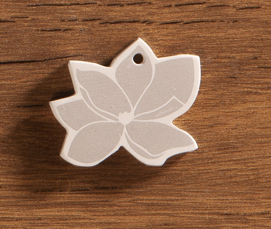 ciondolo in gesso