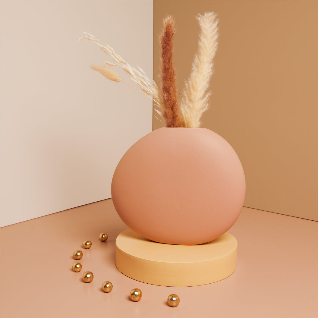 Vaso con pampas rosa cipria