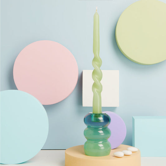 CANDELABRO GRANDE VERDE CON CANDELA
Ø 6.3X9.5 CM
