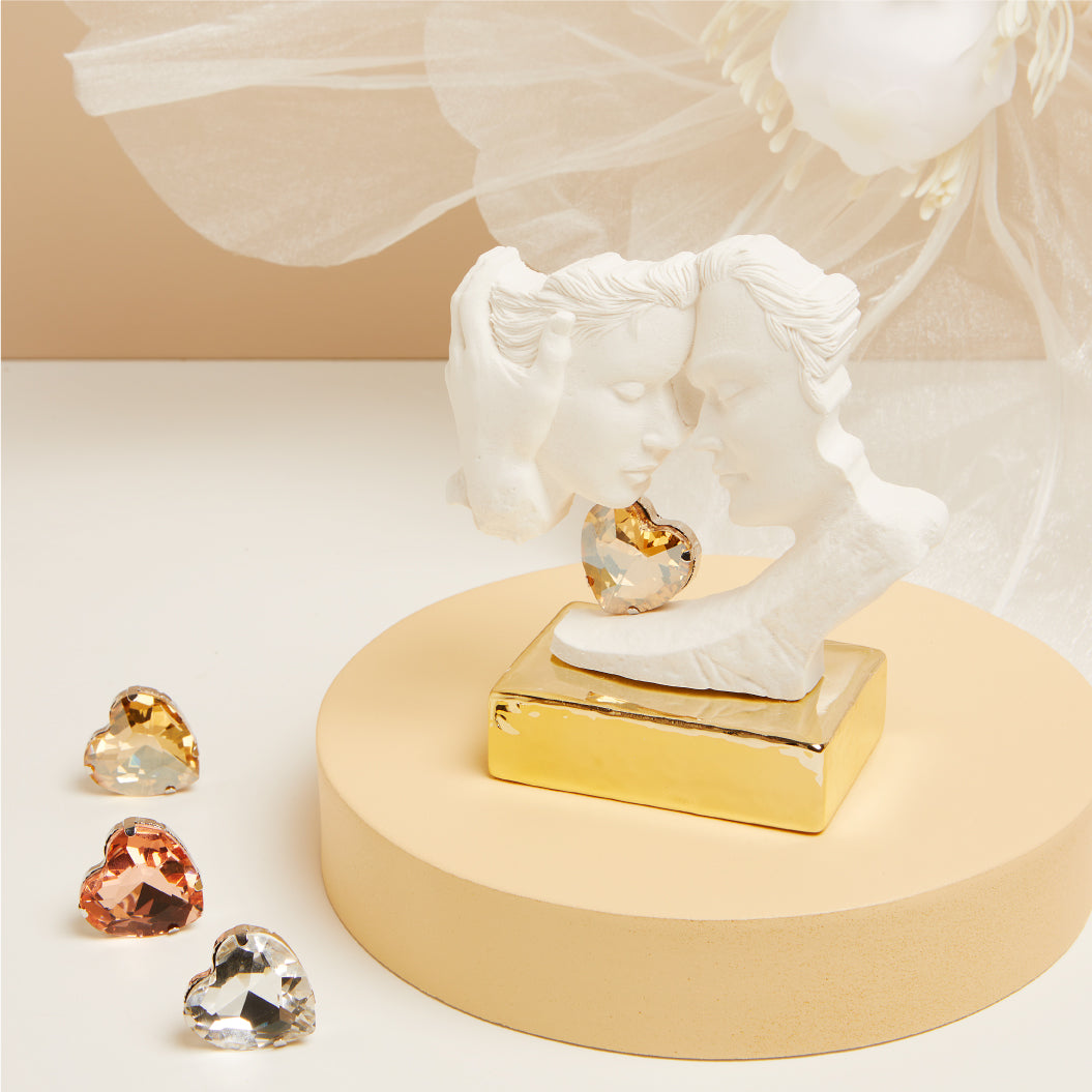 "Coppia innamorati base oro"