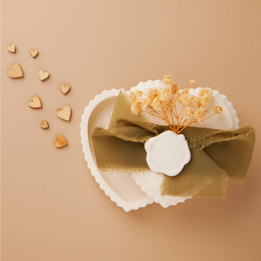 Scatolina in gesso con chiffon verde