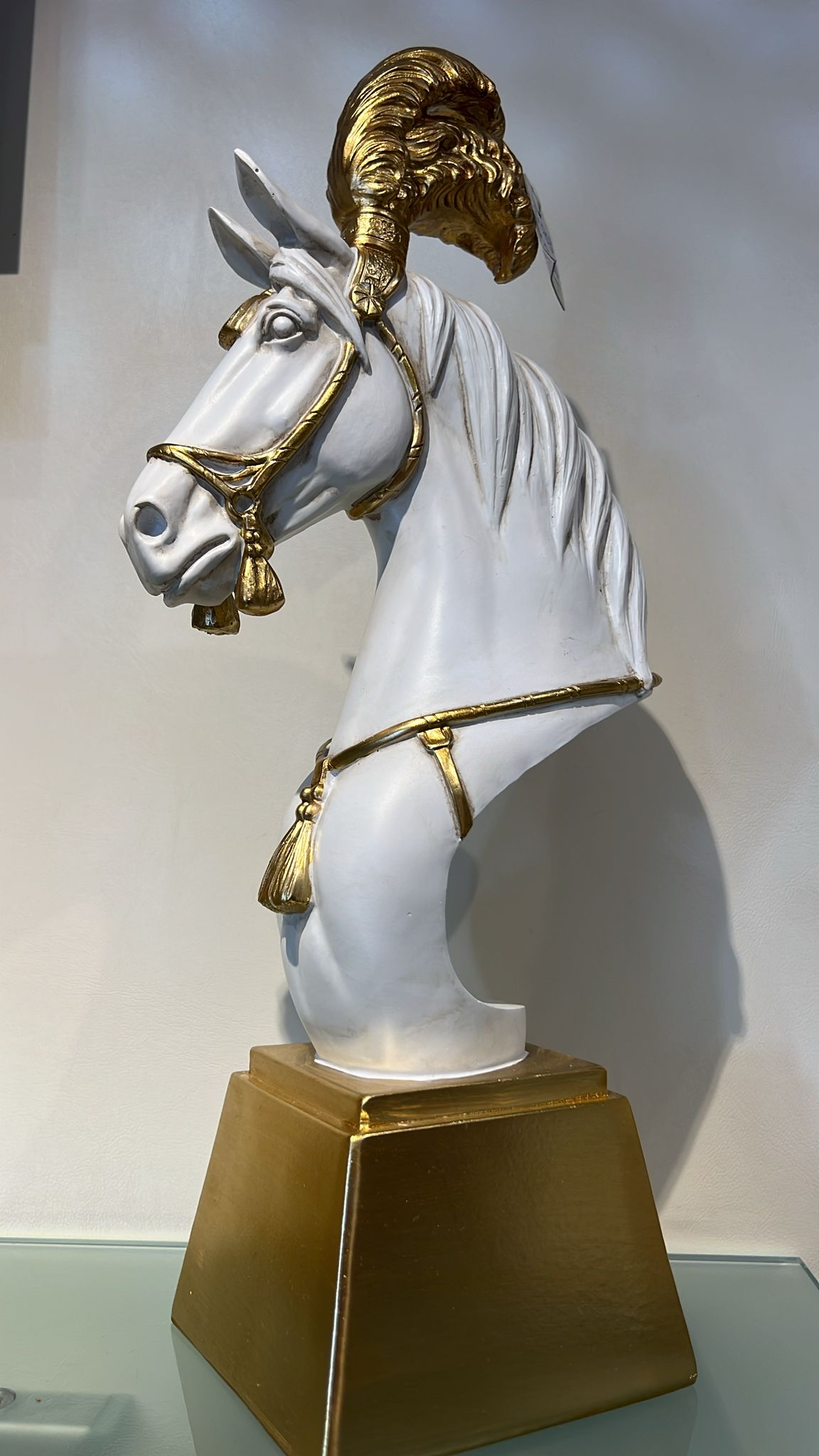 Decoro cavallo bianco e oro