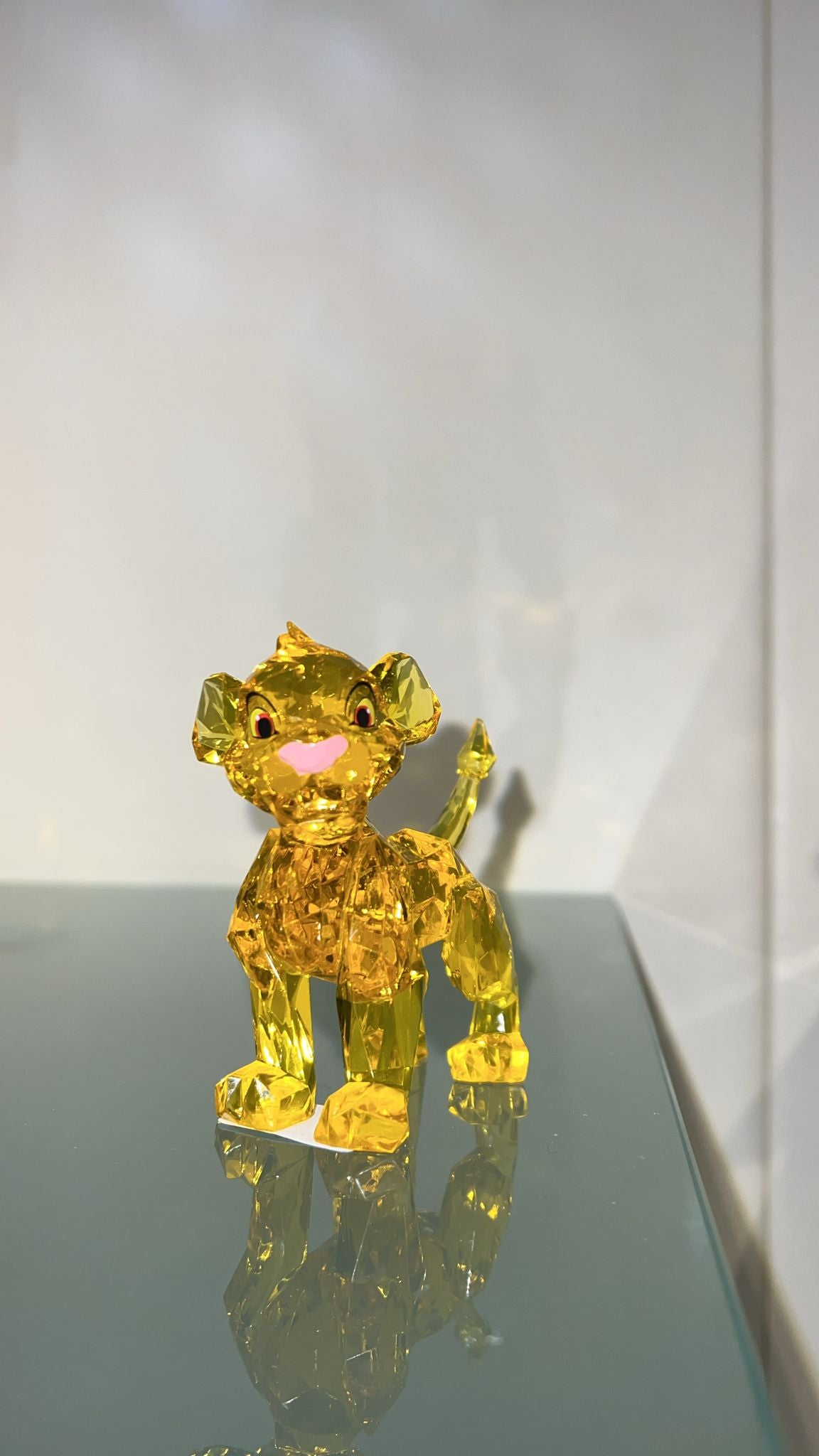 Disney showcase "Simba facets"