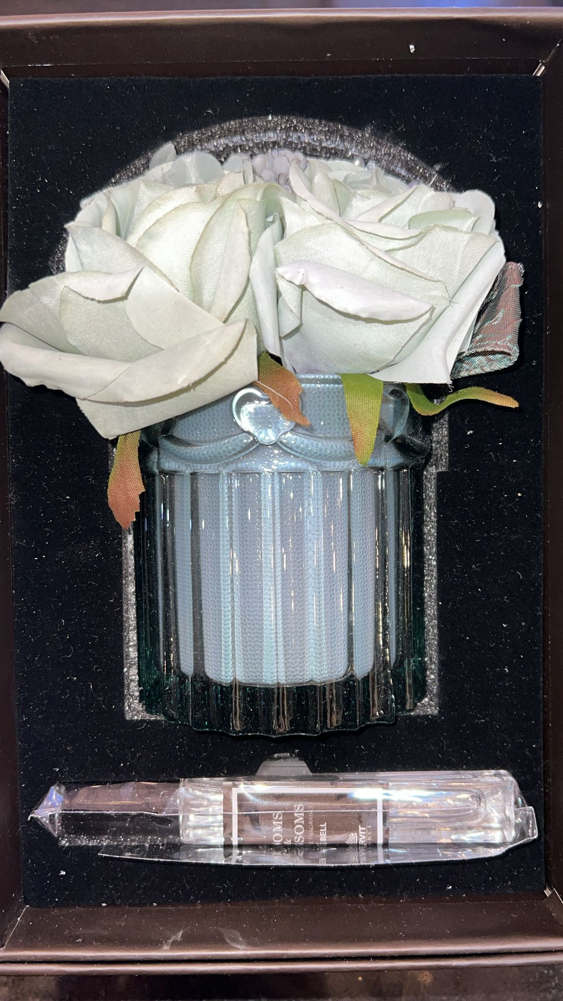 Diffusore "Blue Bell" con composizione floreale