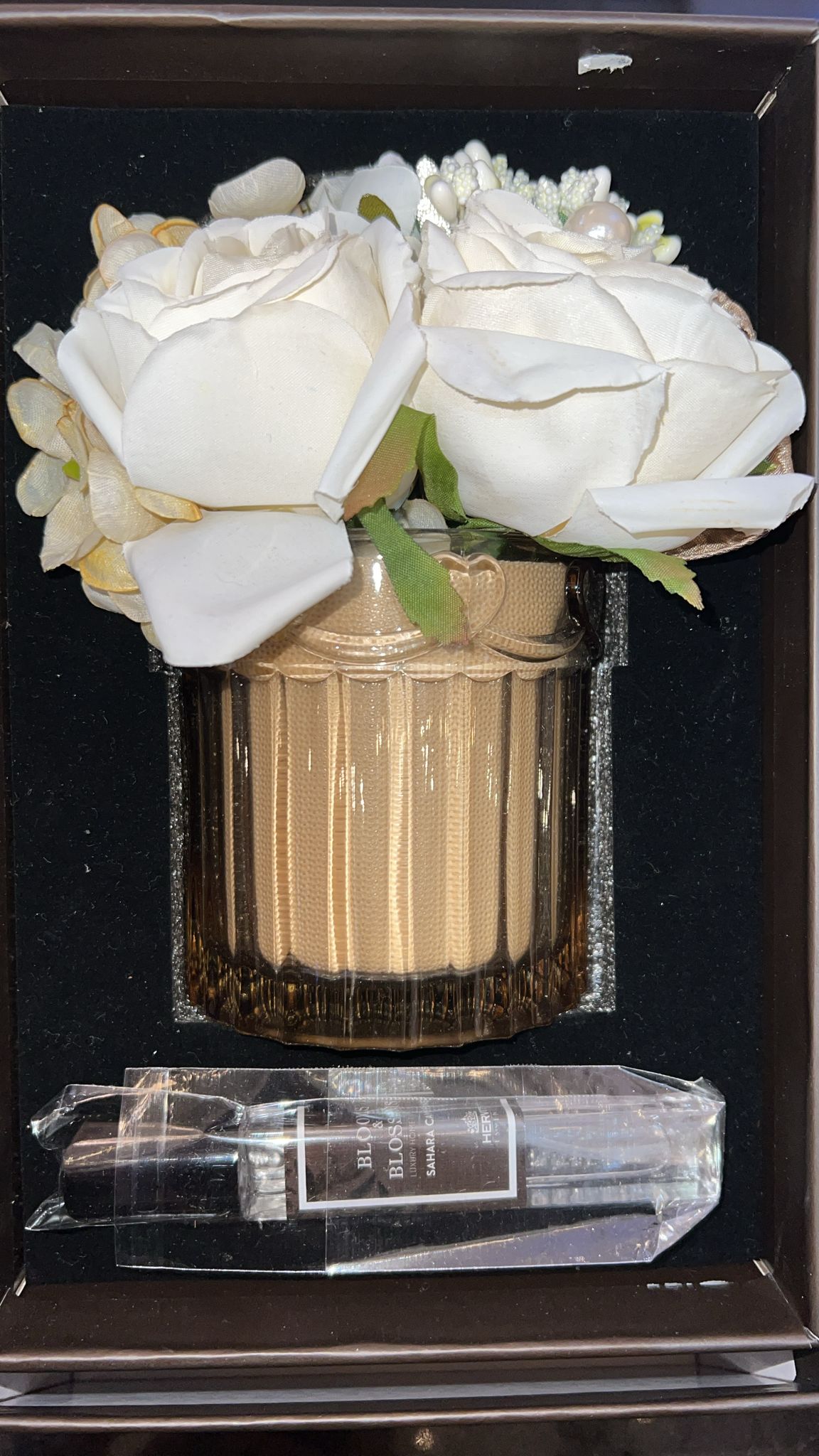 Diffusore "Sahara Campfine" con composizione floreale