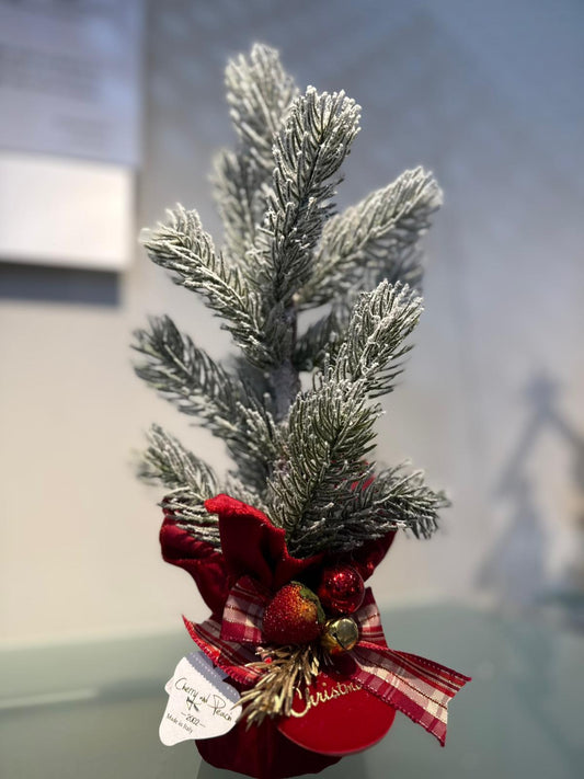 Albero innevato in velluto