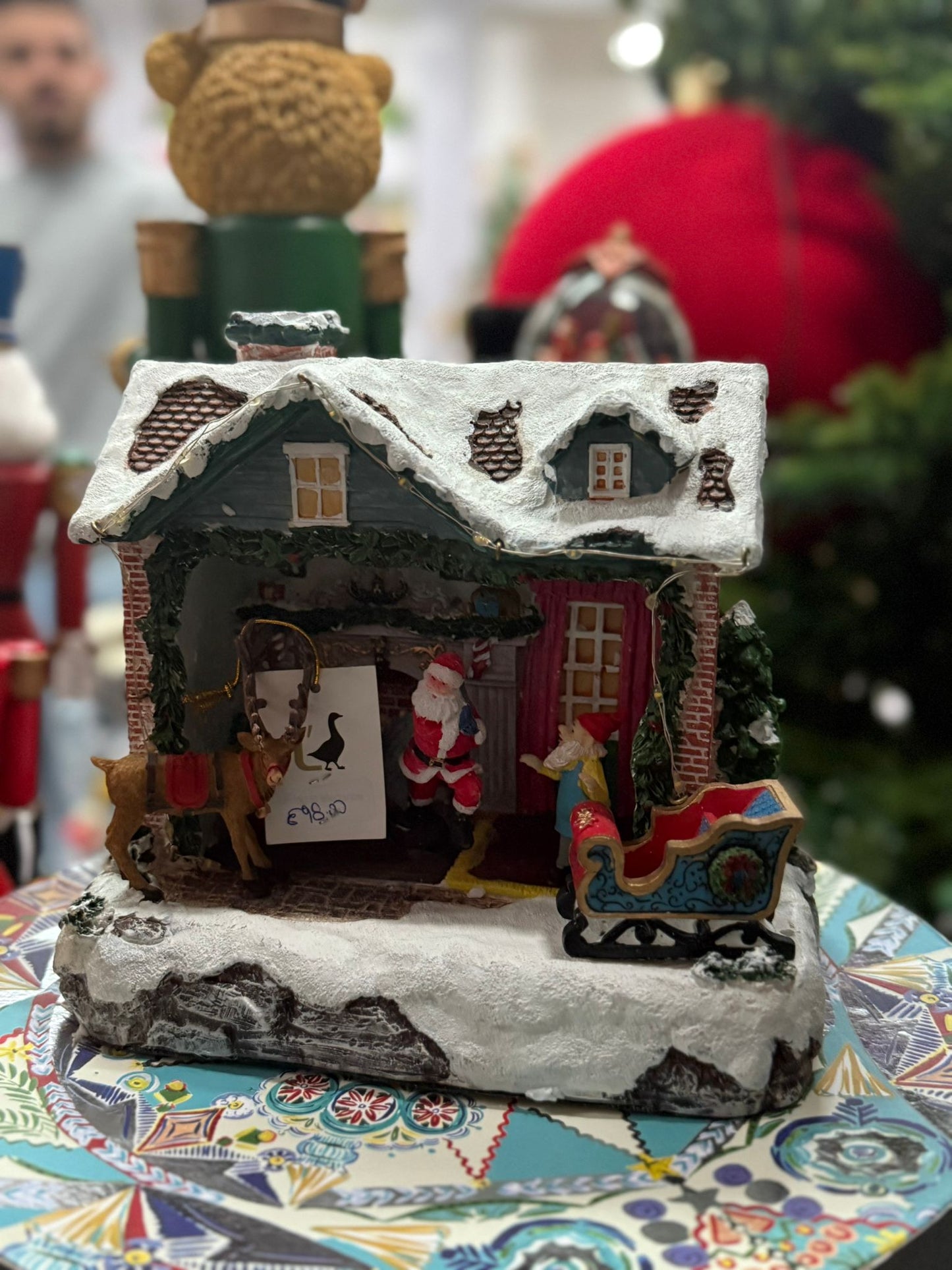 Casa di Babbo Natale con slitta