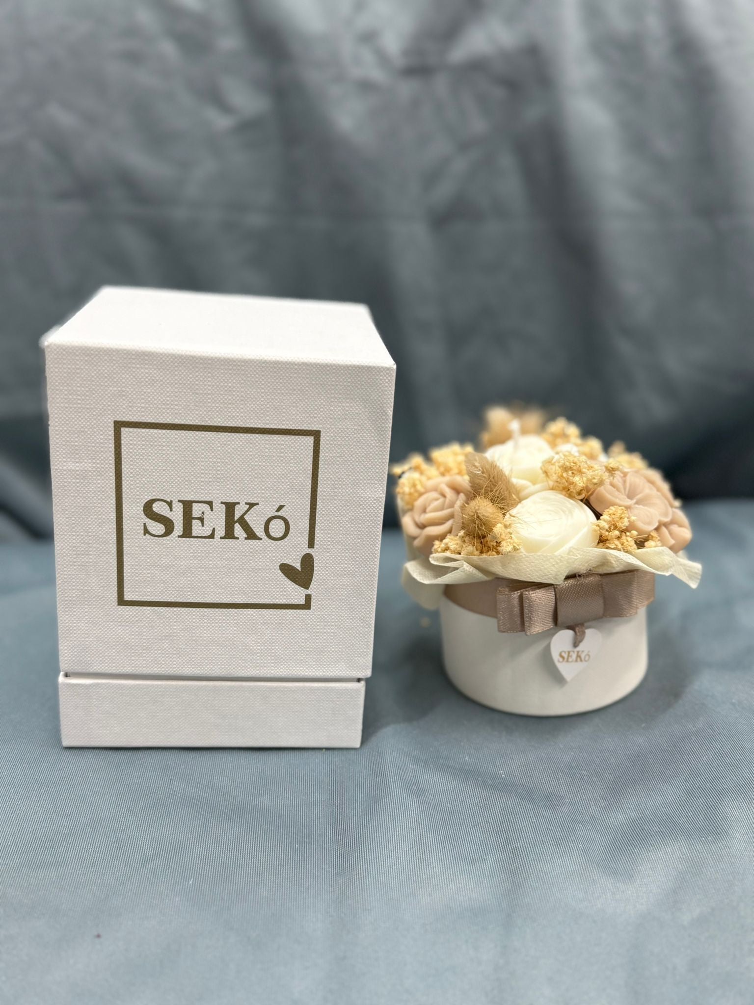 Scatola Bassa Blooming Light Candela Beige