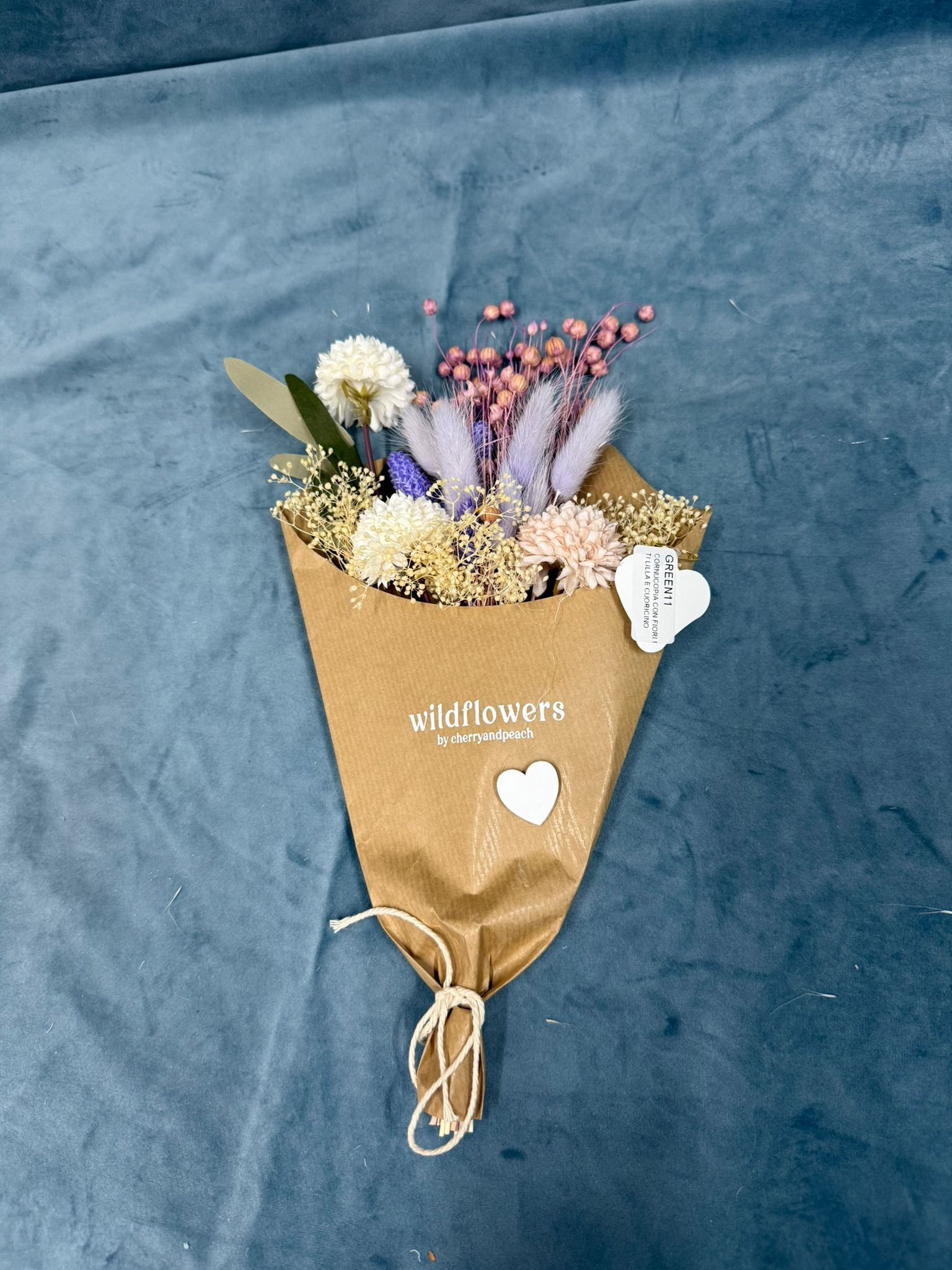 Cornucopia Con Fiori Profumati Lilla