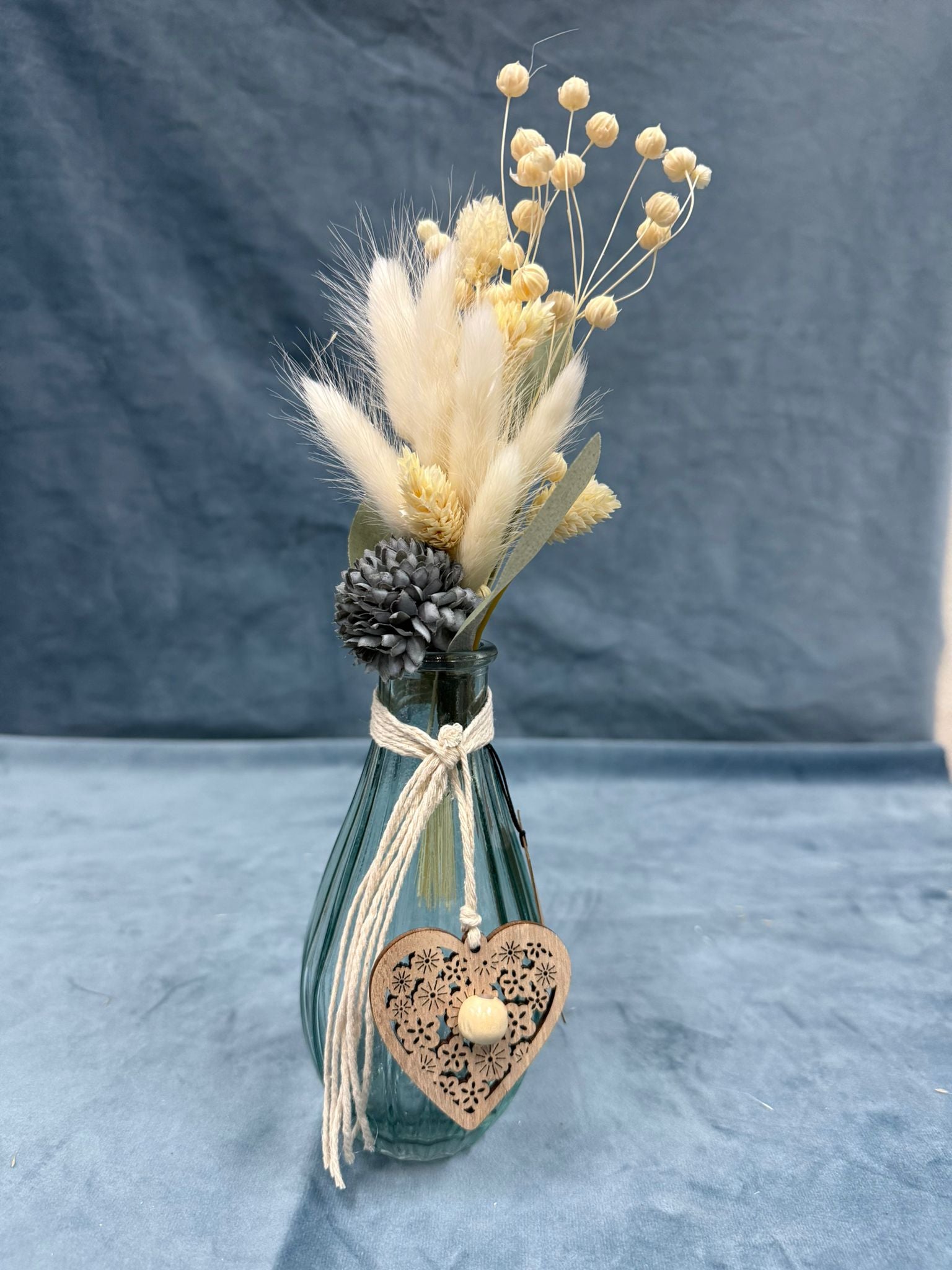 Vasetto Lungo Azzurro Con Cuore In Legno