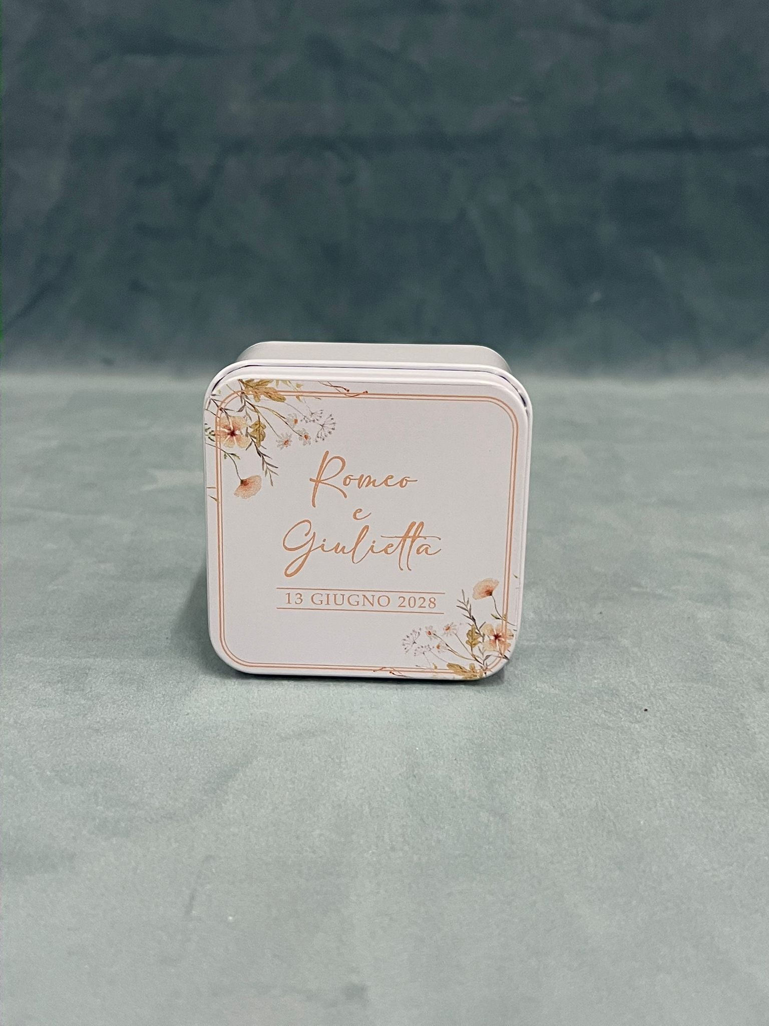 Scatola In Latta Porta Confetti Personalizzabile