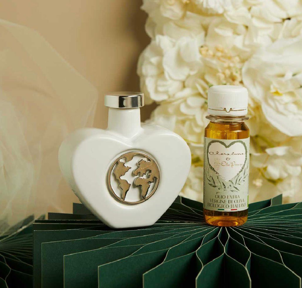 Oliera Cuore Con Olio Mondo Argento