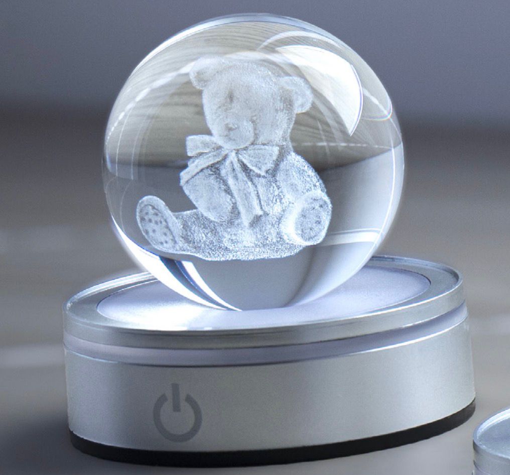 Orsetto Sfera Di Cristallo Con Base Luminosa Led RGB