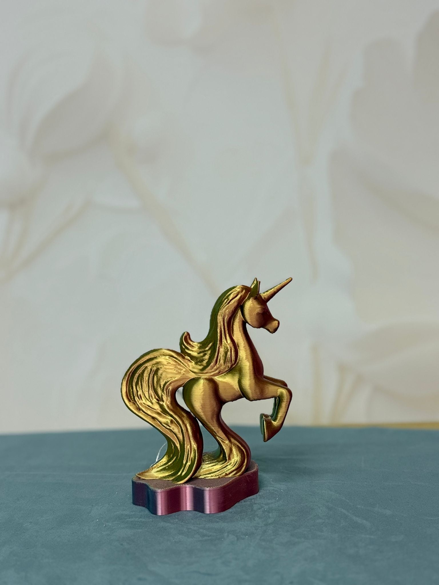 Unicorno Oro Cangiante
