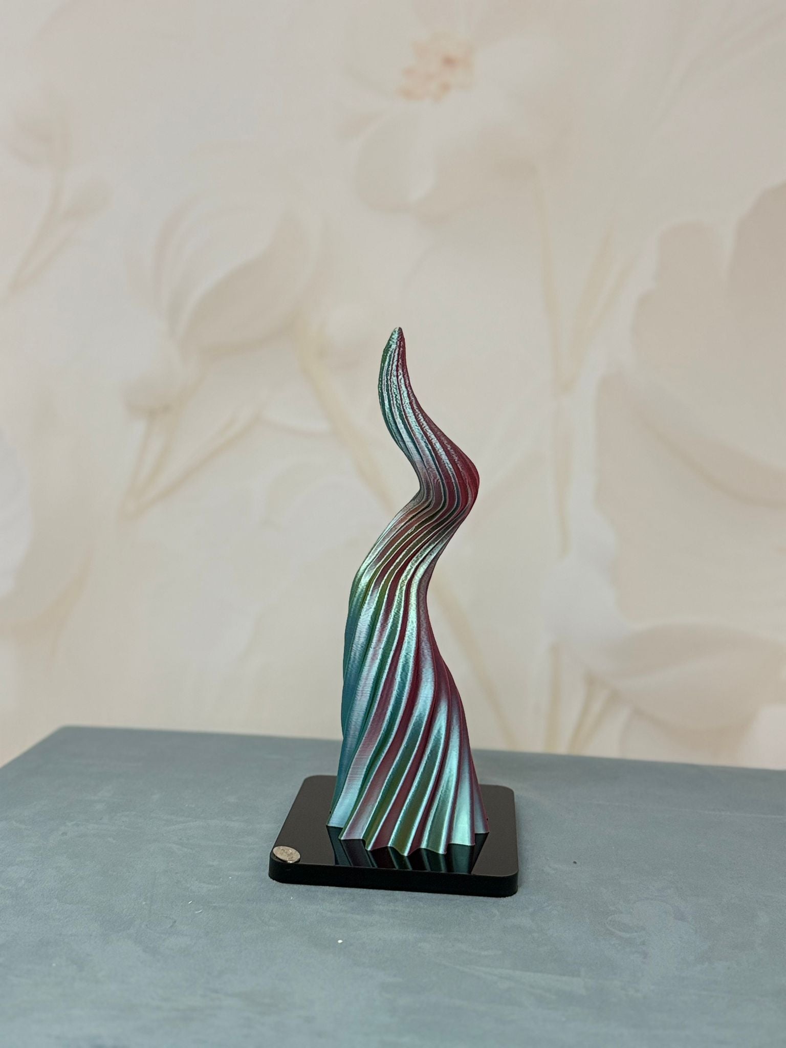 Corno Grande Verde Cangiante Con Base Plex