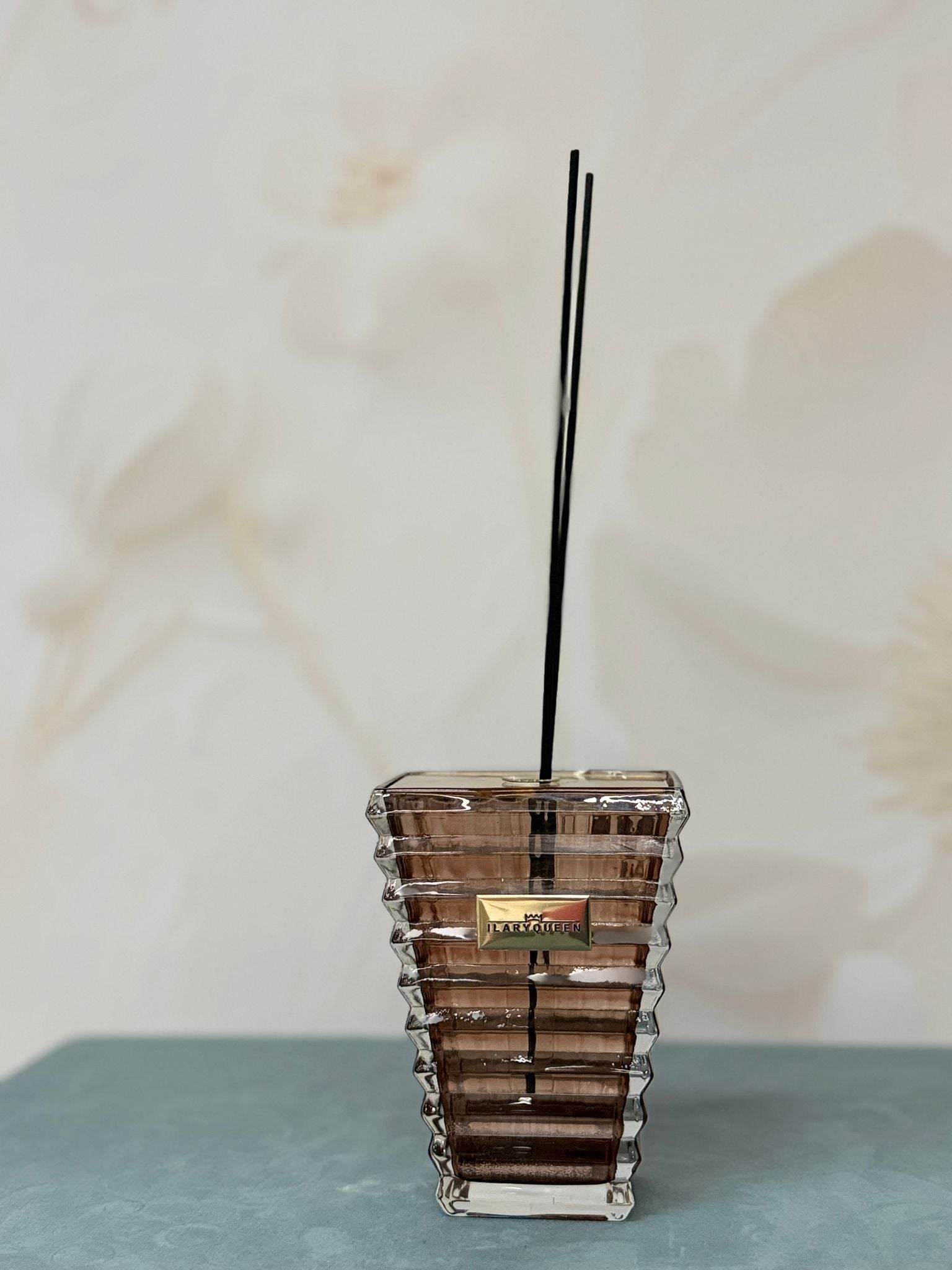 Porta Essenza Rettangolare In Vetro Tortora