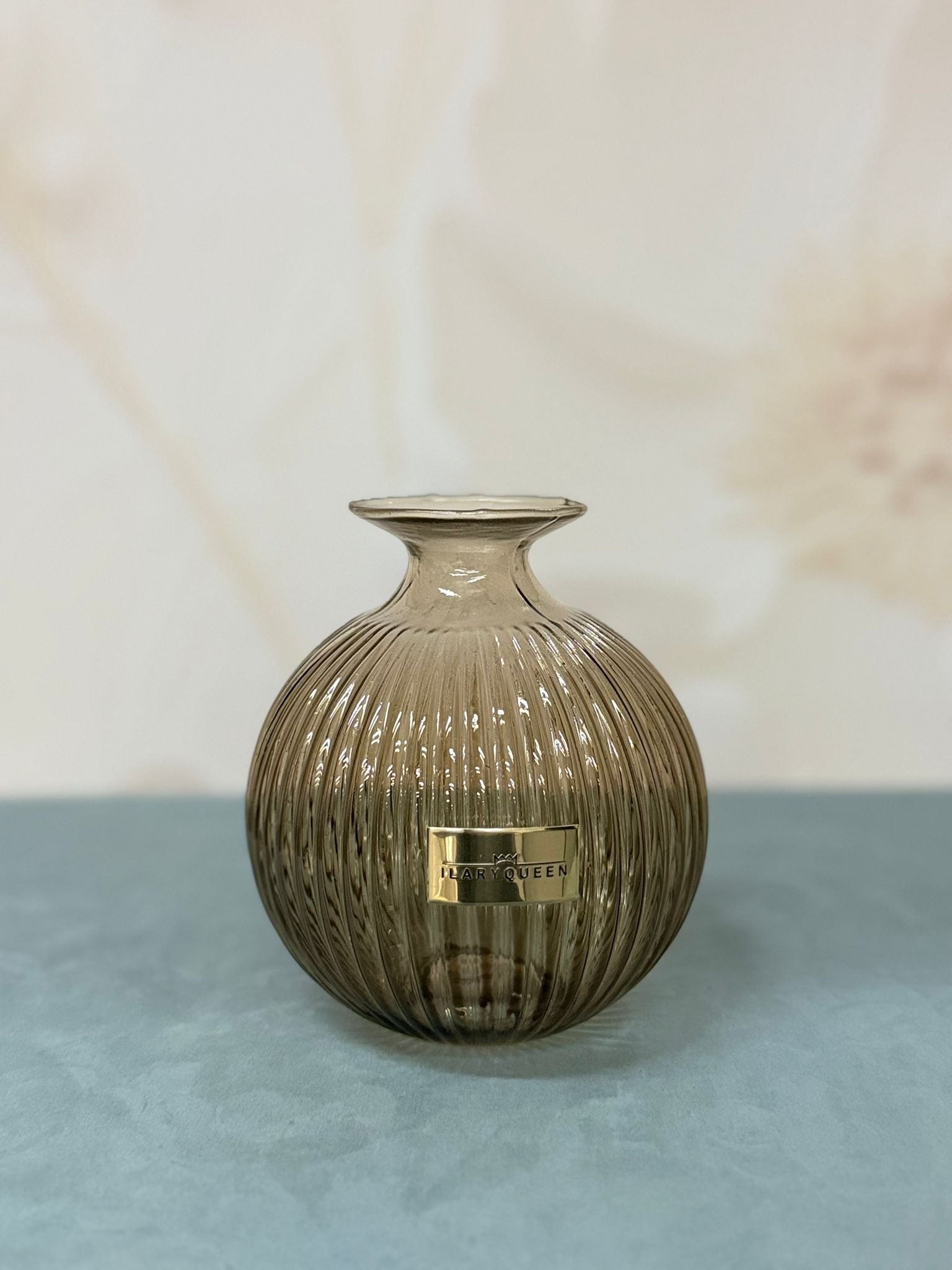 Vaso A Sfera Piccolo Tortora Lustrato