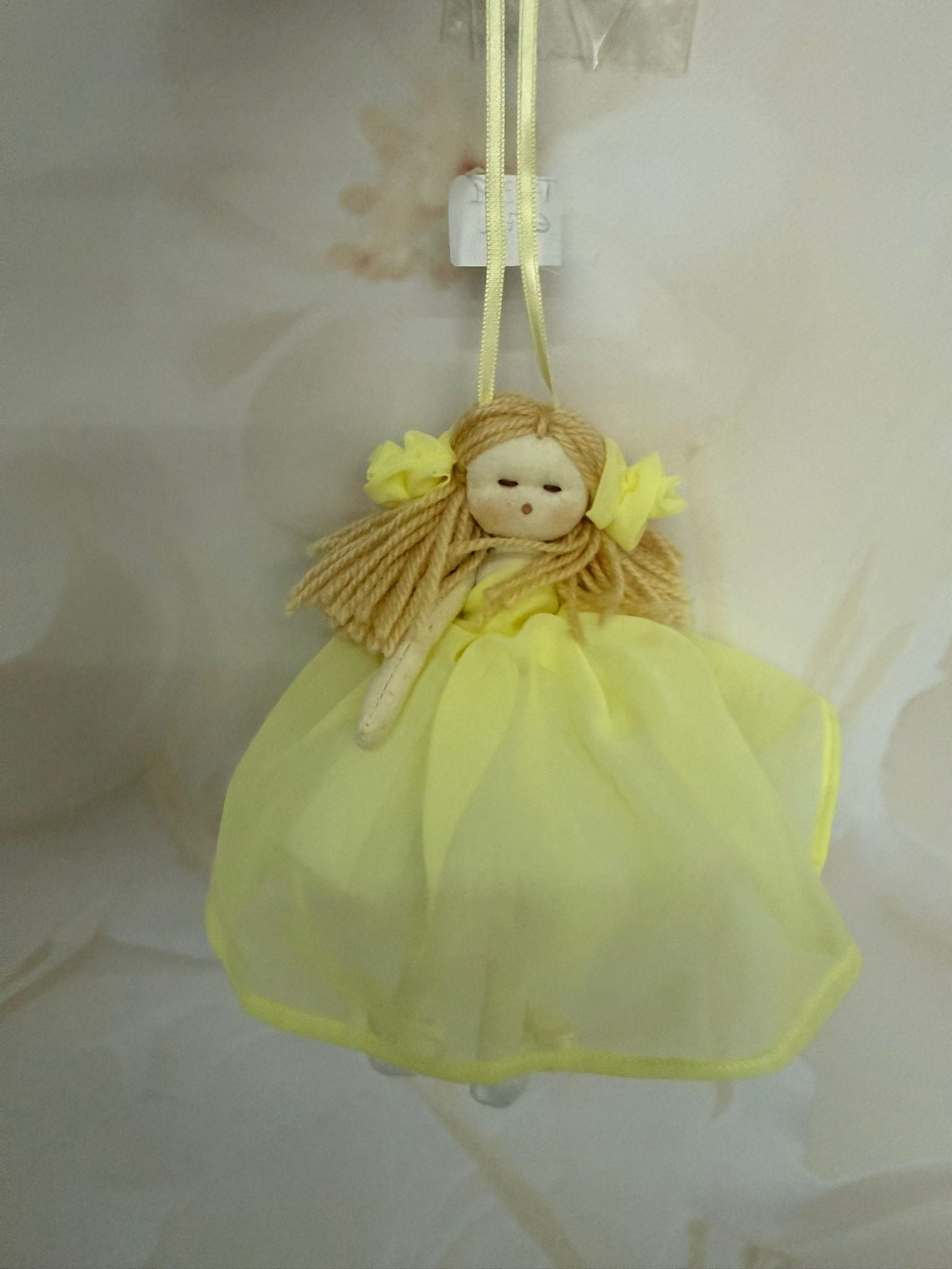 Bambola Stoffa Organza Gialla