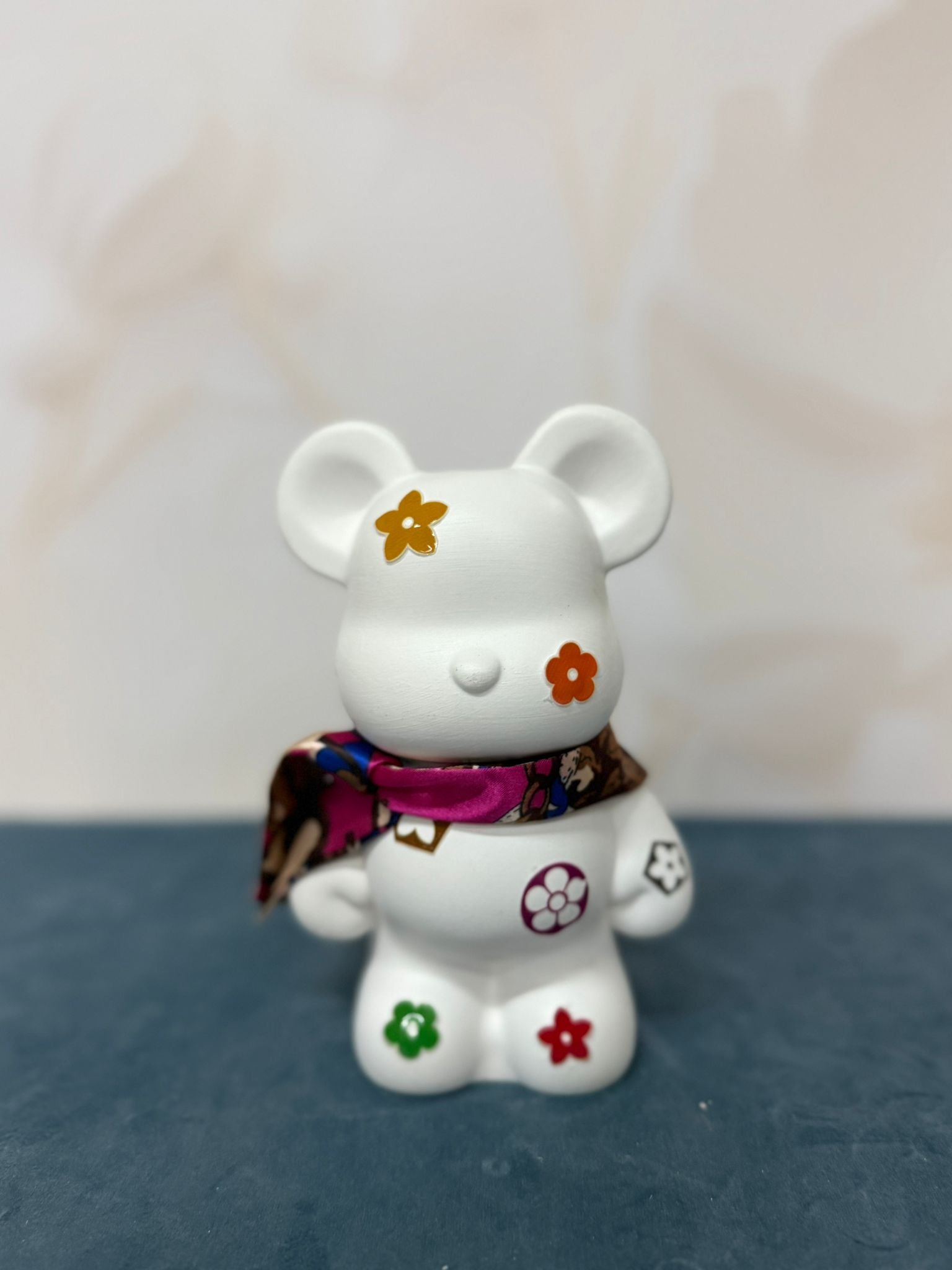 Salvadanaio Teddy Bianco Con Foulard