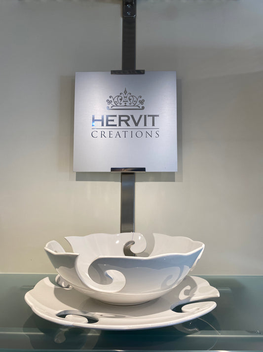 portafrutta in porcellana bianca e sottopiatto in porcellana