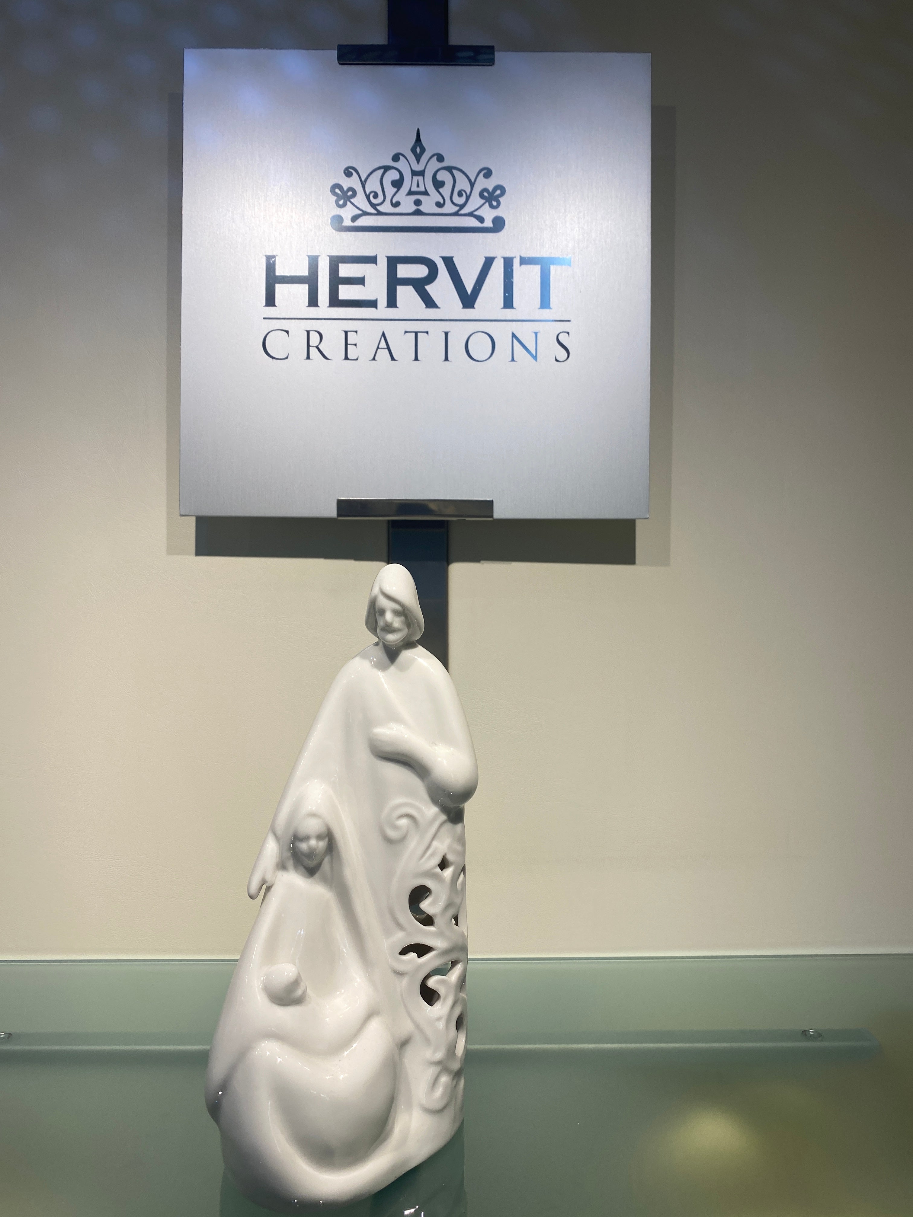 Sacra famiglia in porcellana traforata bianca