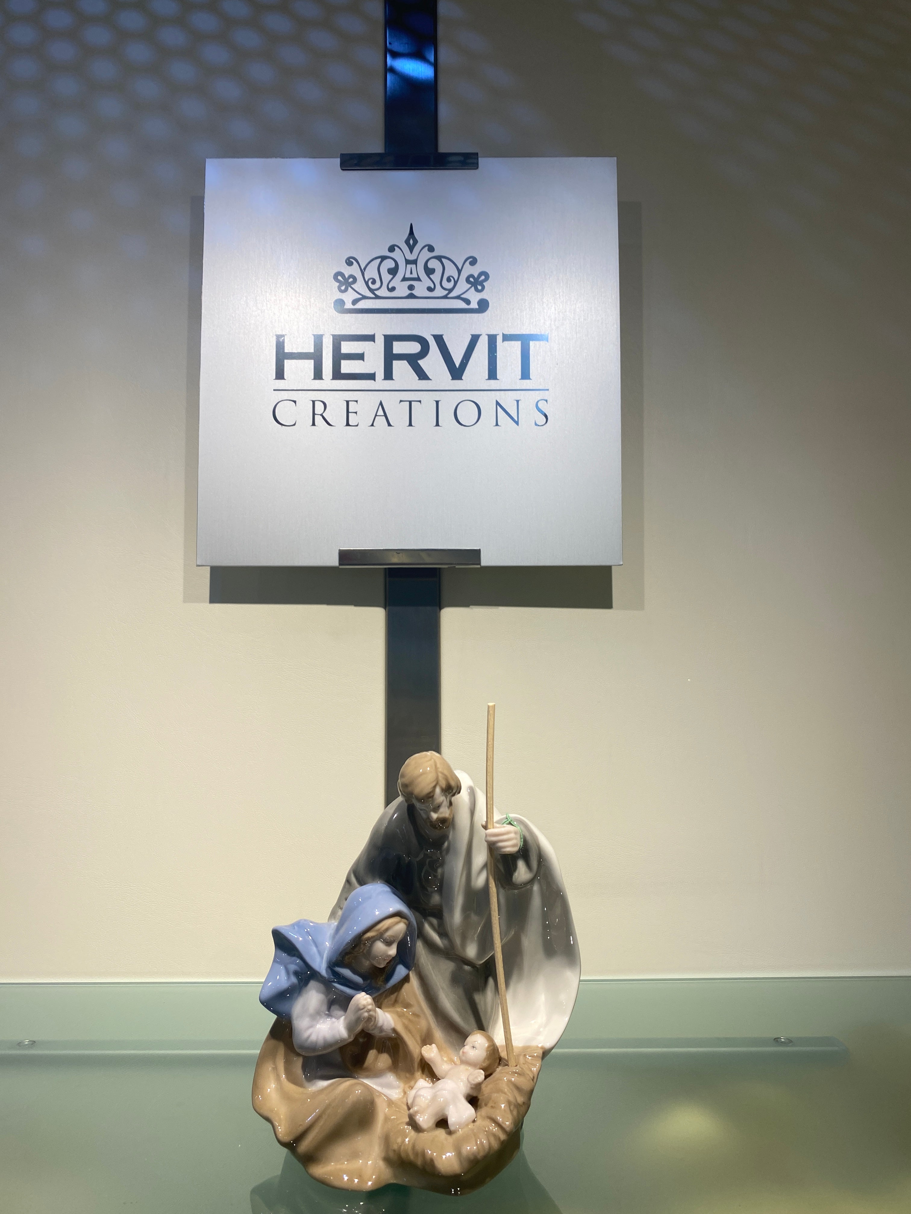 Sacra famiglia in porcellana smaltata